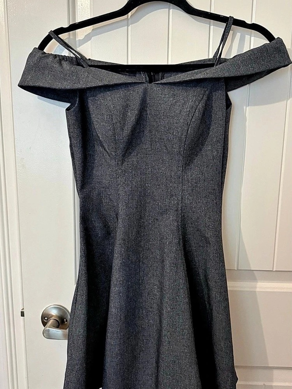 Cộng Charcoal Grey Off Shoulder Fit & Flare Mini Dress